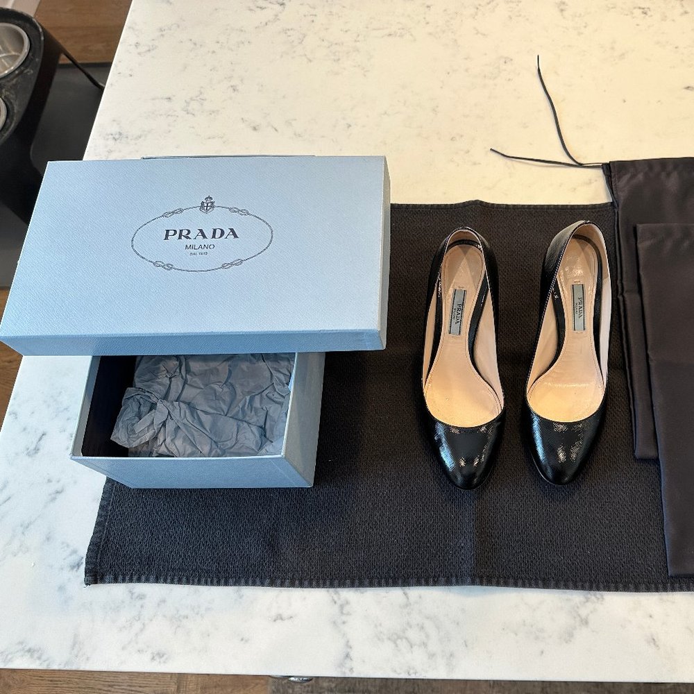 Prada - Calzature Donna - Vernice St. Staff 36.5